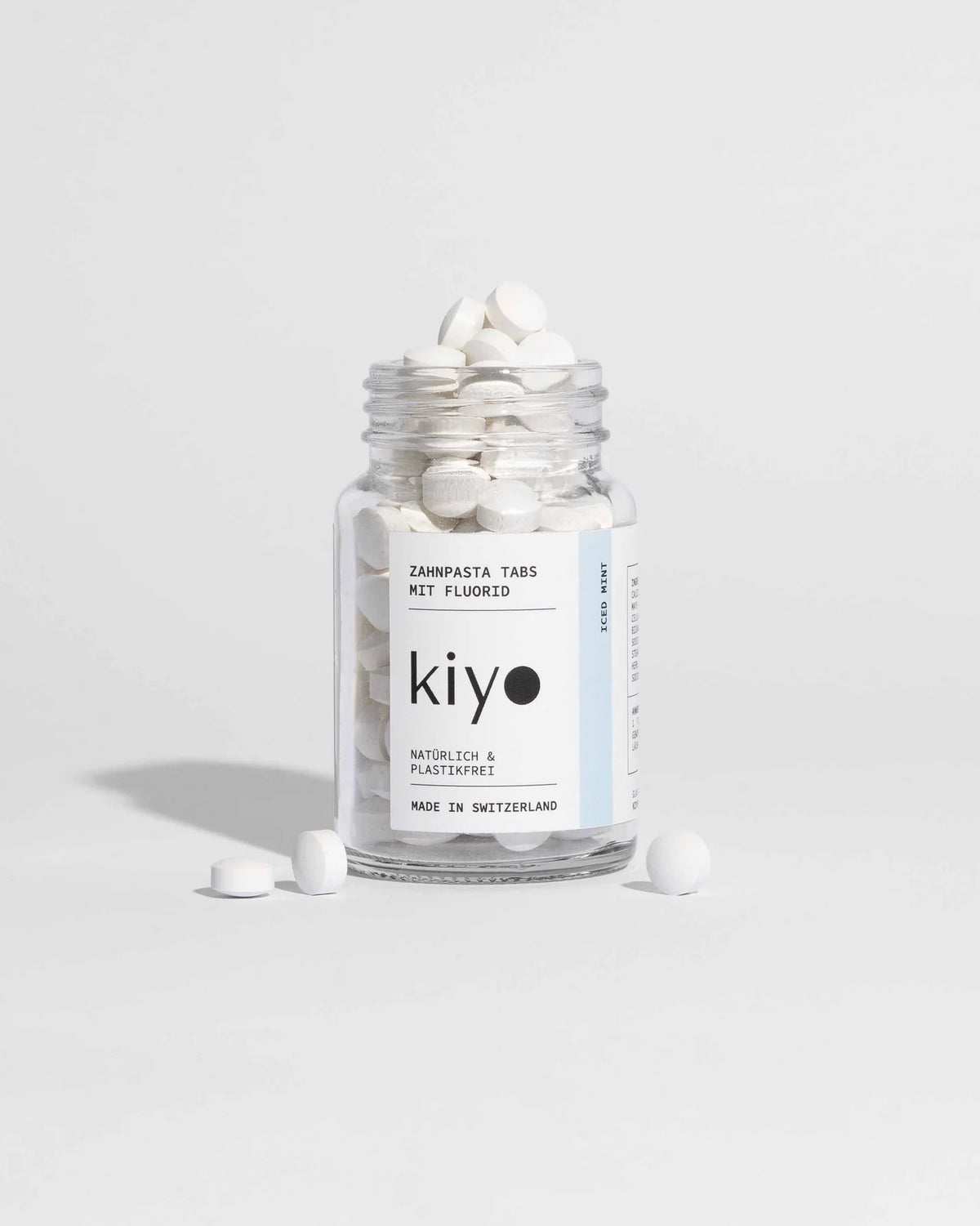 KIYO Zahnpasta Tabs m Fluo Iced Mint 124 Stk Glas